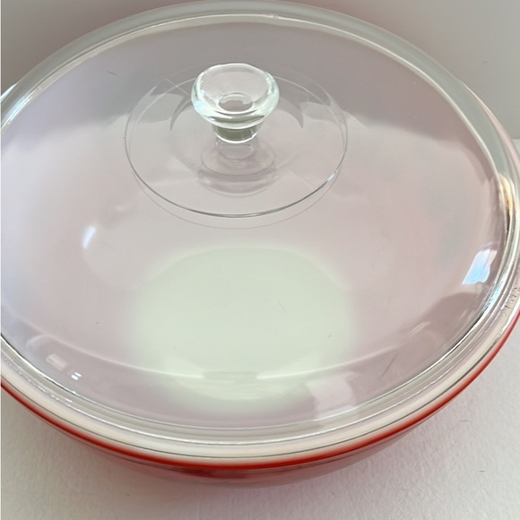 1960s Gold Leaf Christmas Pyrex bowl #404 4qt with lid. NEW!! NEVER USED. MINT - Picture 6 of 6